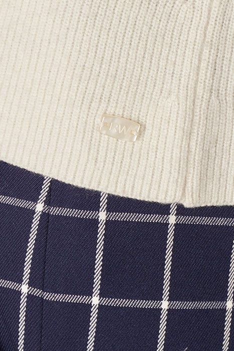 BOATNECK SWT LS RUCHE DETAILS WHITE 3