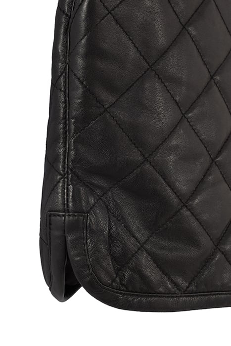 BLACK QUILTED LEATHER SHORT SHORTS 2