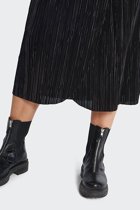 BLACK MICRO-PLEAT LONG DRESS 6