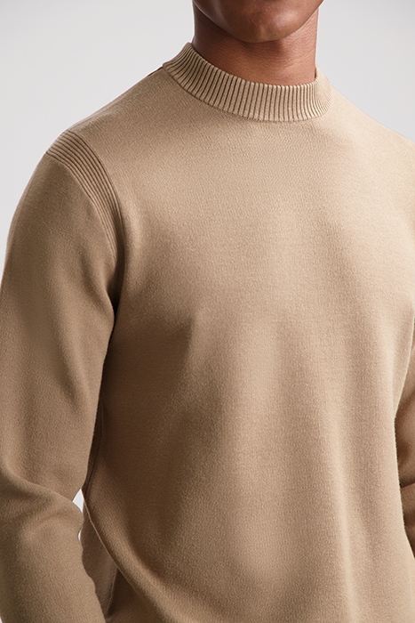 DS_FELL MOCK NECK OAK 4
