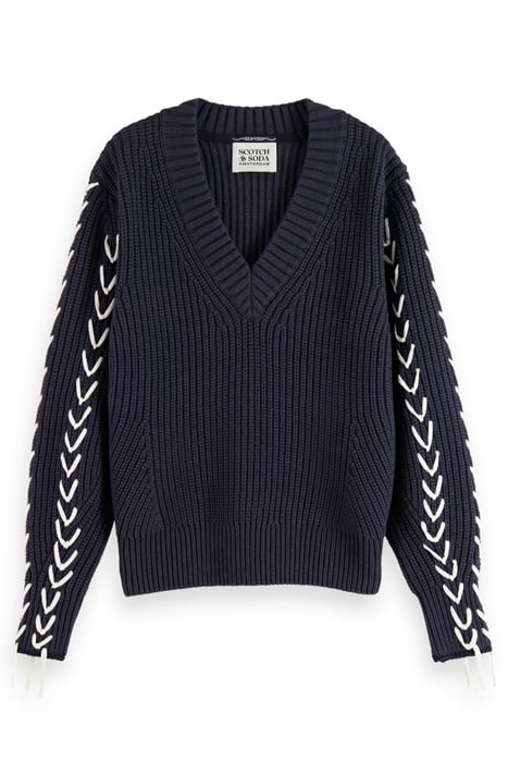 LACED UP SLEEVE PULLOVER NIGHT 4