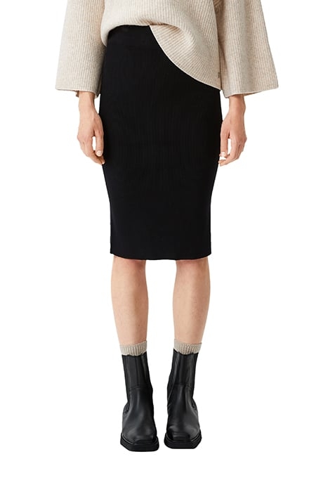 COMMA SKIRT-SHORT BLACK 1