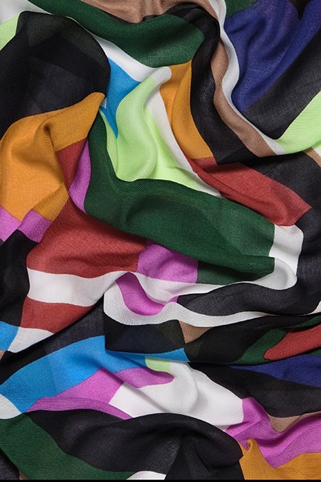 GREEN LOGO-CHIMO SHAWL 3