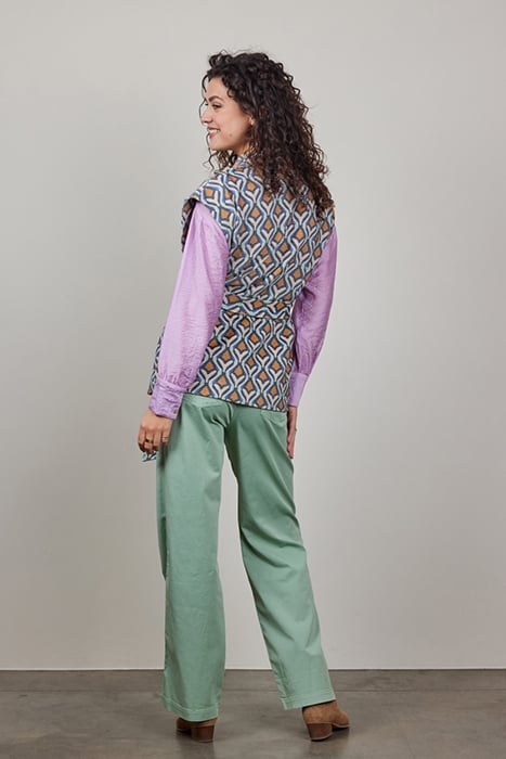 SLEEVELESS VEST DIAM PRINT OFFWHITE WITH COSMIC DREAMS PRINT 2