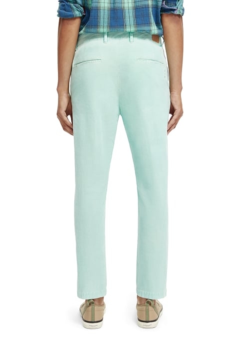 THE DRIFT - REGULAR TAPERED-FIT FINE CORDUROY CHINO BAY 2