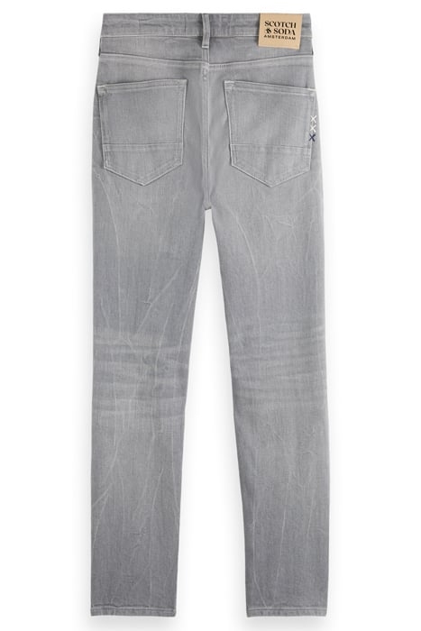 SKIM SKINNY JEANS — STONE AND SAND STONE AND SAND 5