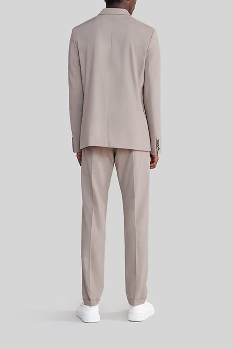 BEIGE TRAVEL SUIT SUIT JACKET 4