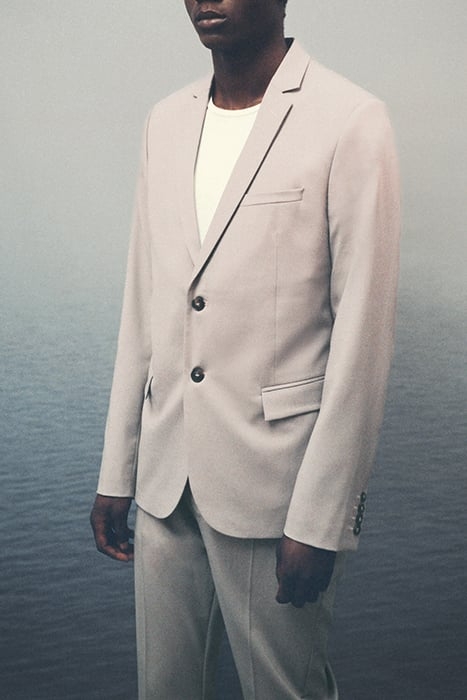 BEIGE TRAVEL SUIT SUIT JACKET 8