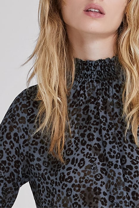 BLUE LENZING™ ECOVERO™ PANTHER-PRINT TOP 5