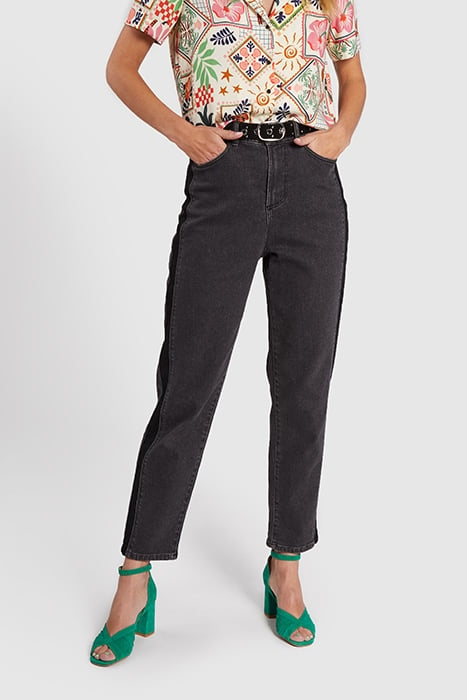 BLACK BOYFIT JEANS WITH FADED BANDS DOWN LEGS 1