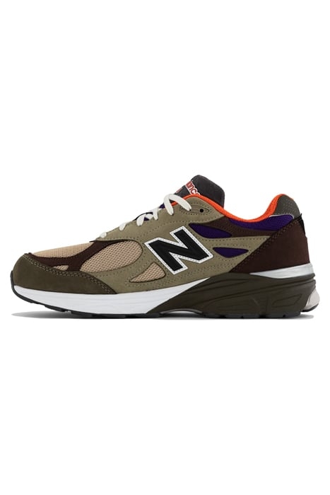 M990BT3 SNEAKERS IN BROWN / GREY 6
