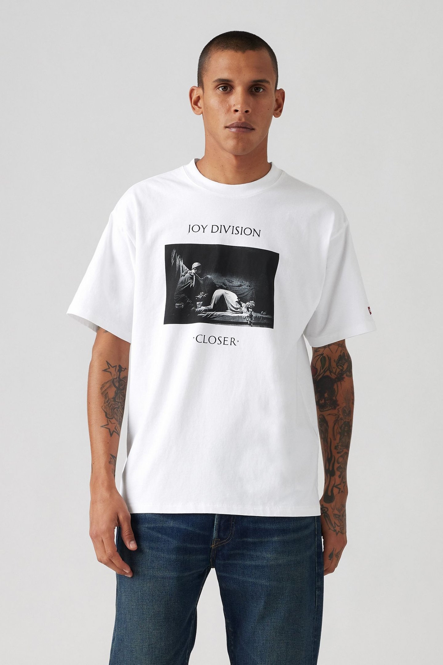 LEVI'S® JOY DIVISION BAND TEE 1