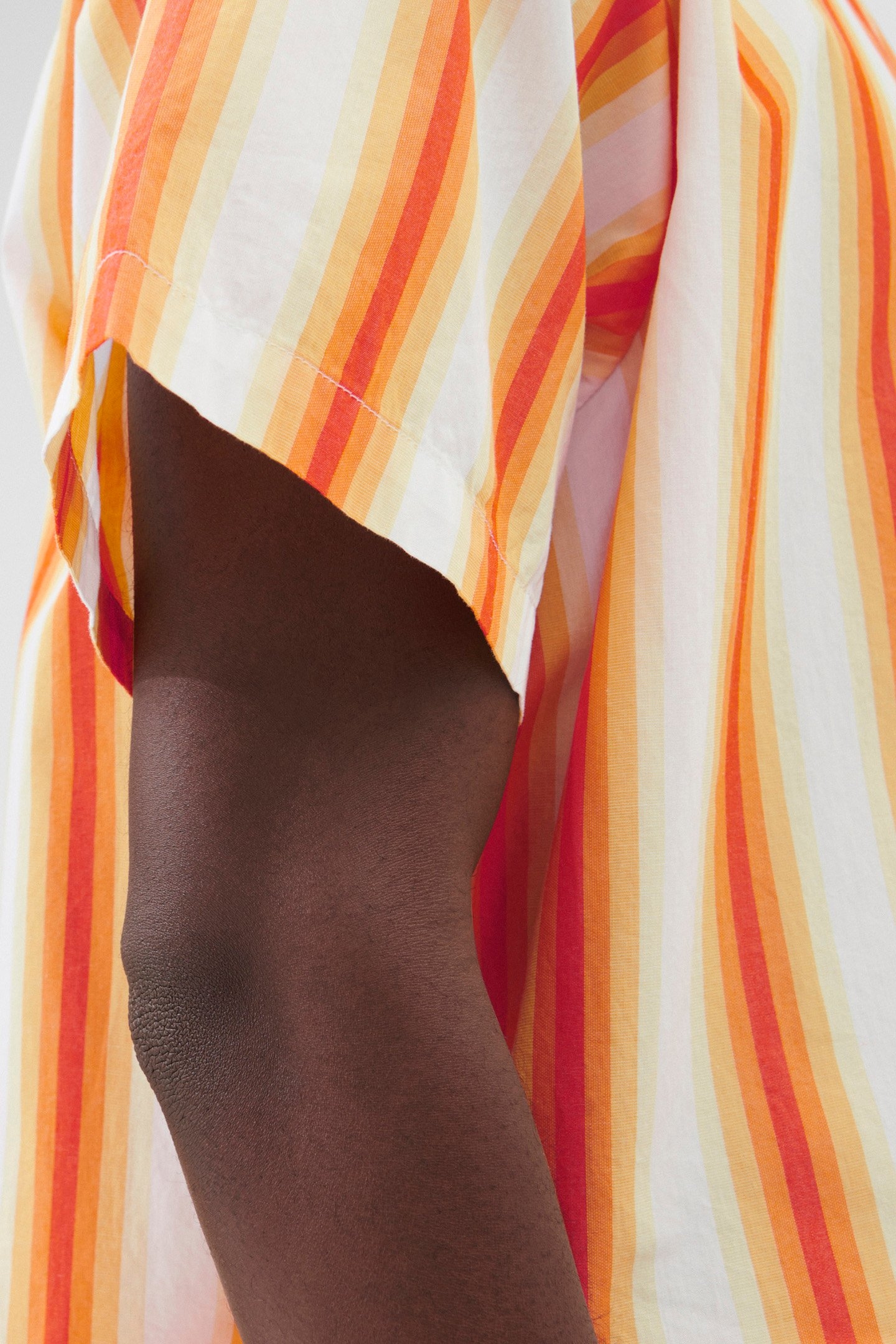 UNISEX POPLIN, SHORT SLEEVE SHIRT ORANGE MARQUEE 2