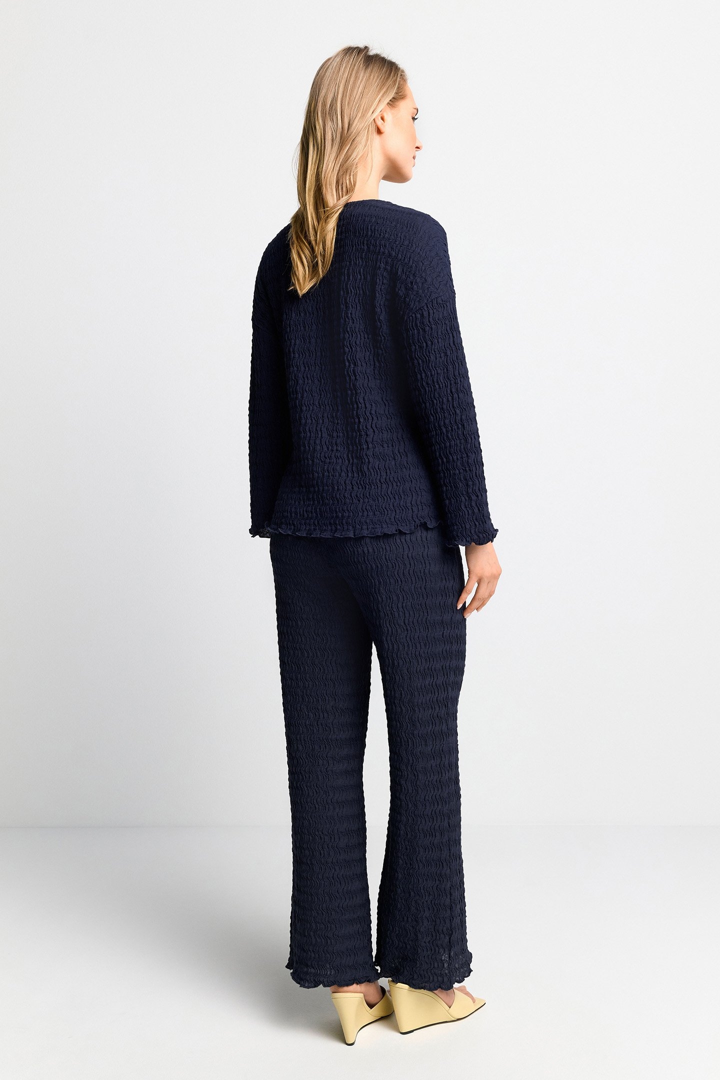 CRINKLED LONGSLEEVE MIDNIGHT BLUE 3