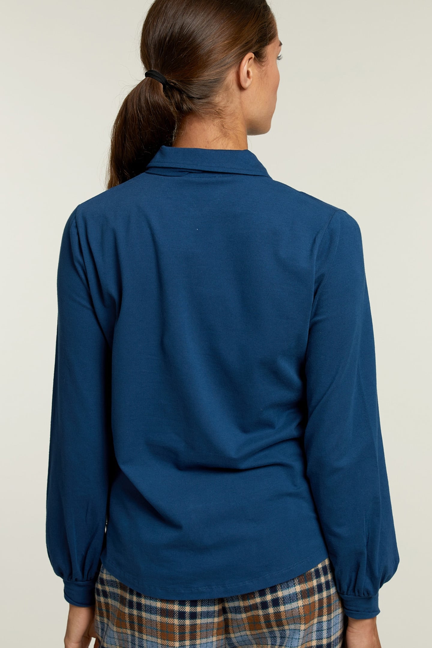 BLUE T-SHIRT WITH BOW AND BUTTONS 2