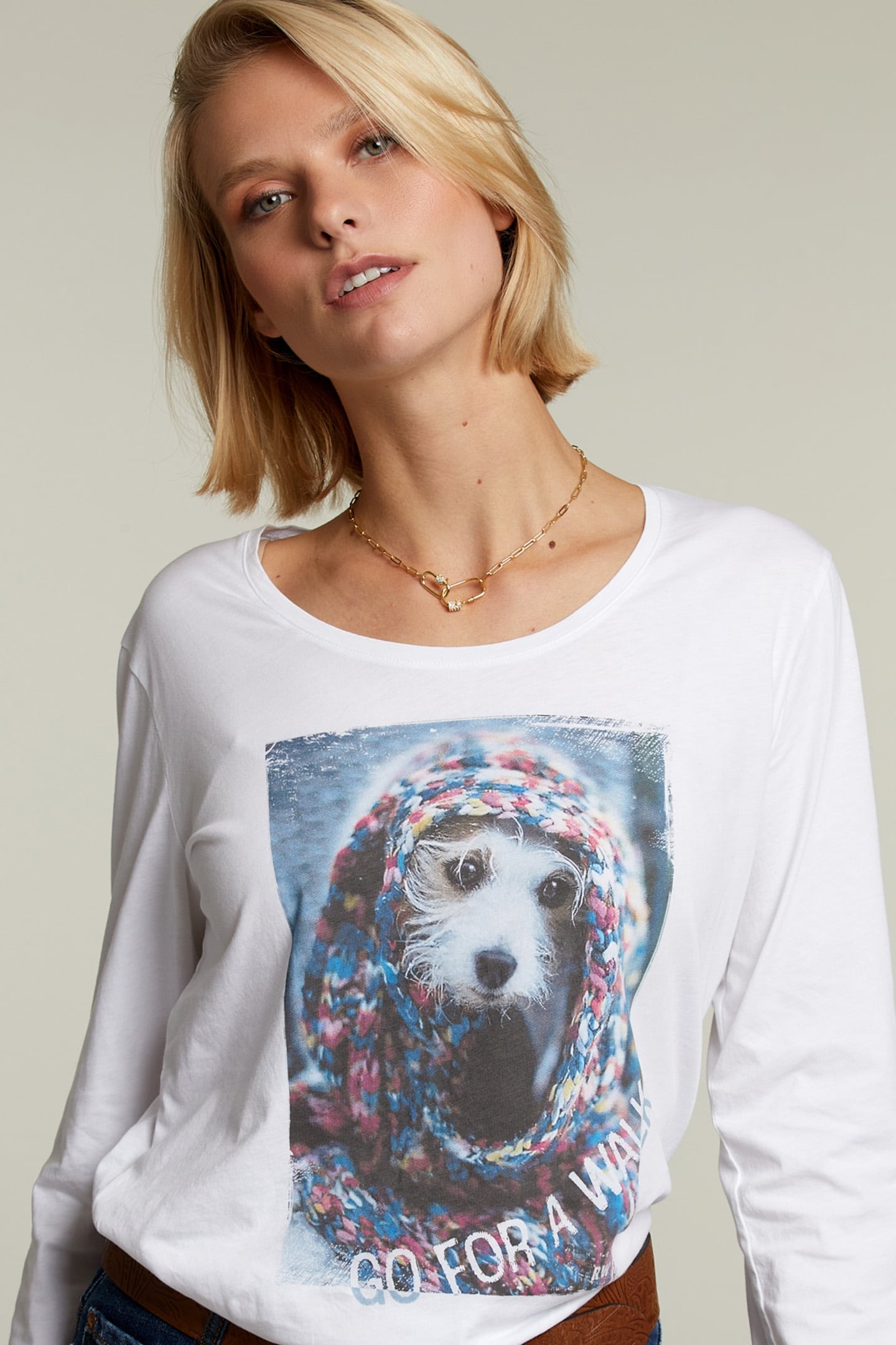 WHITE CREW NECK T-SHIRT 4