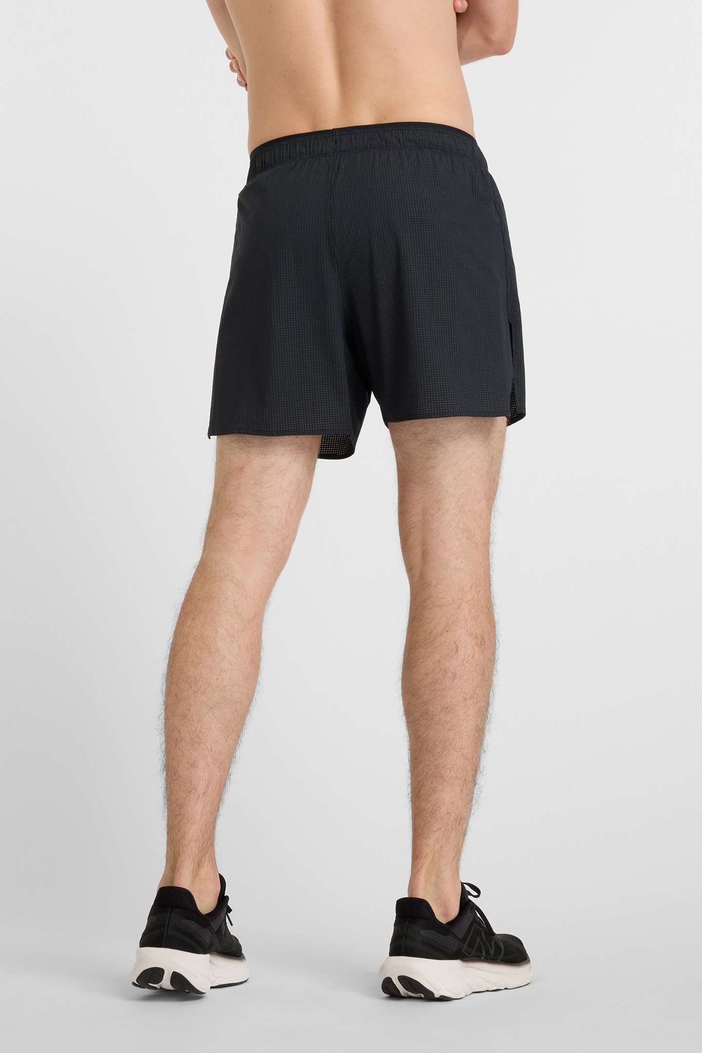 RUNNING SHORTS IN BLACK 2