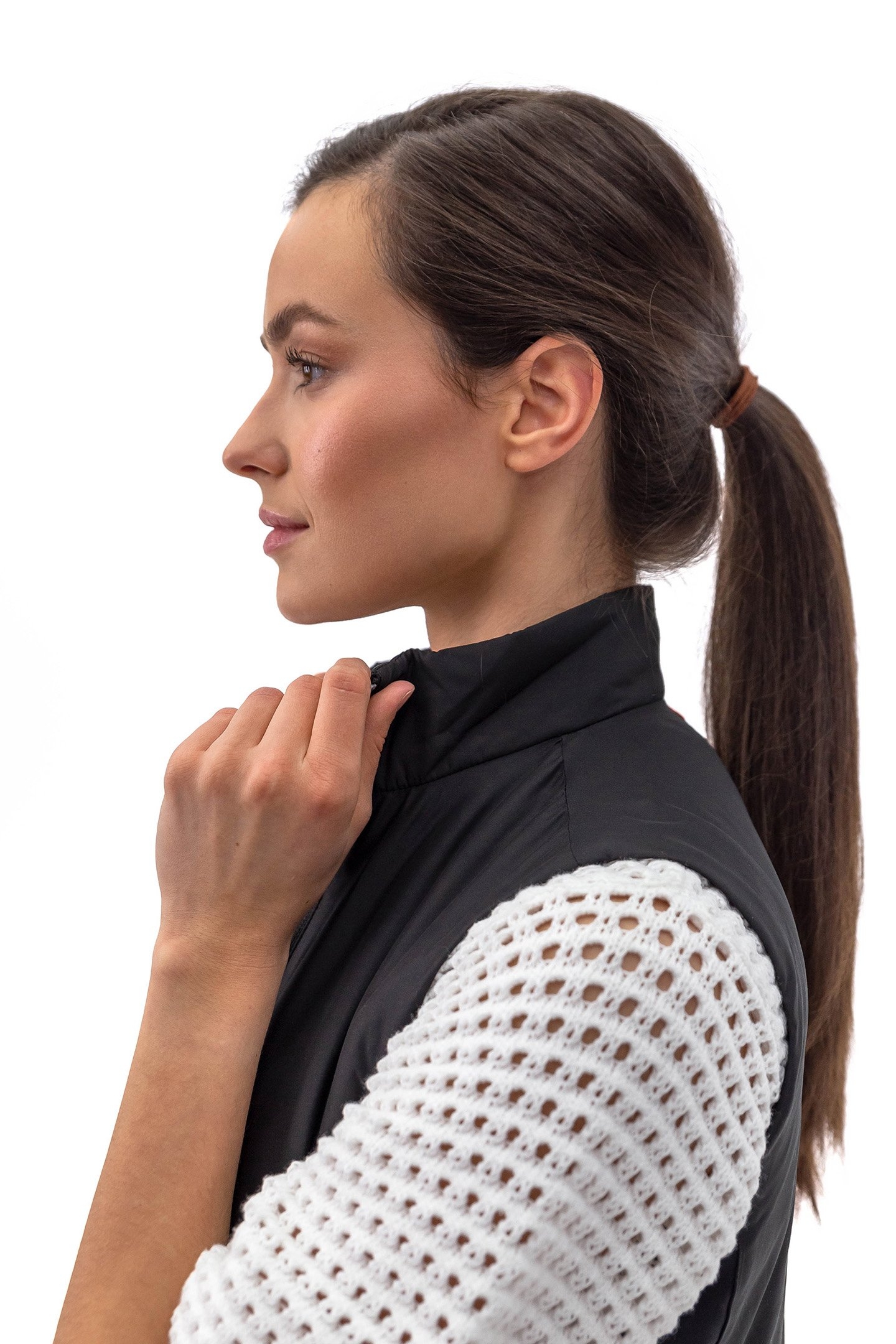 THE WOMENS HYBRID VEST BLACK 6
