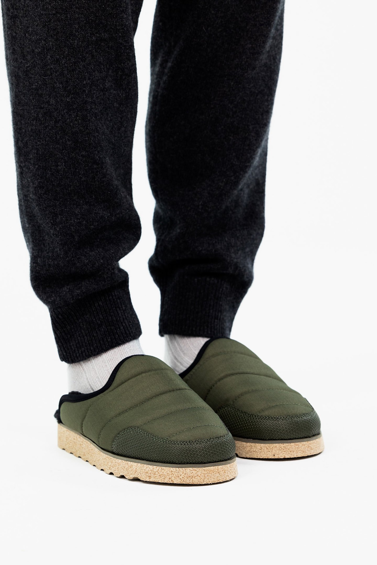 INDOOR SLIPPER OLIVE/BLACK 3