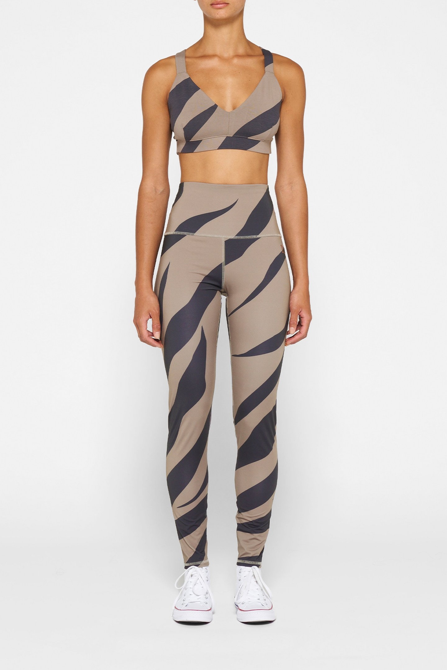 SPORTY BRA ZEBRA WARM TAUPE 2