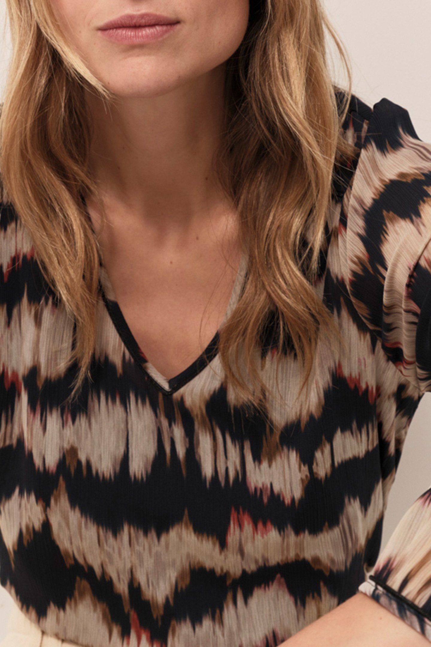 CASILDA ARTY STRIPE CHOCOLATE BLOUSE 7