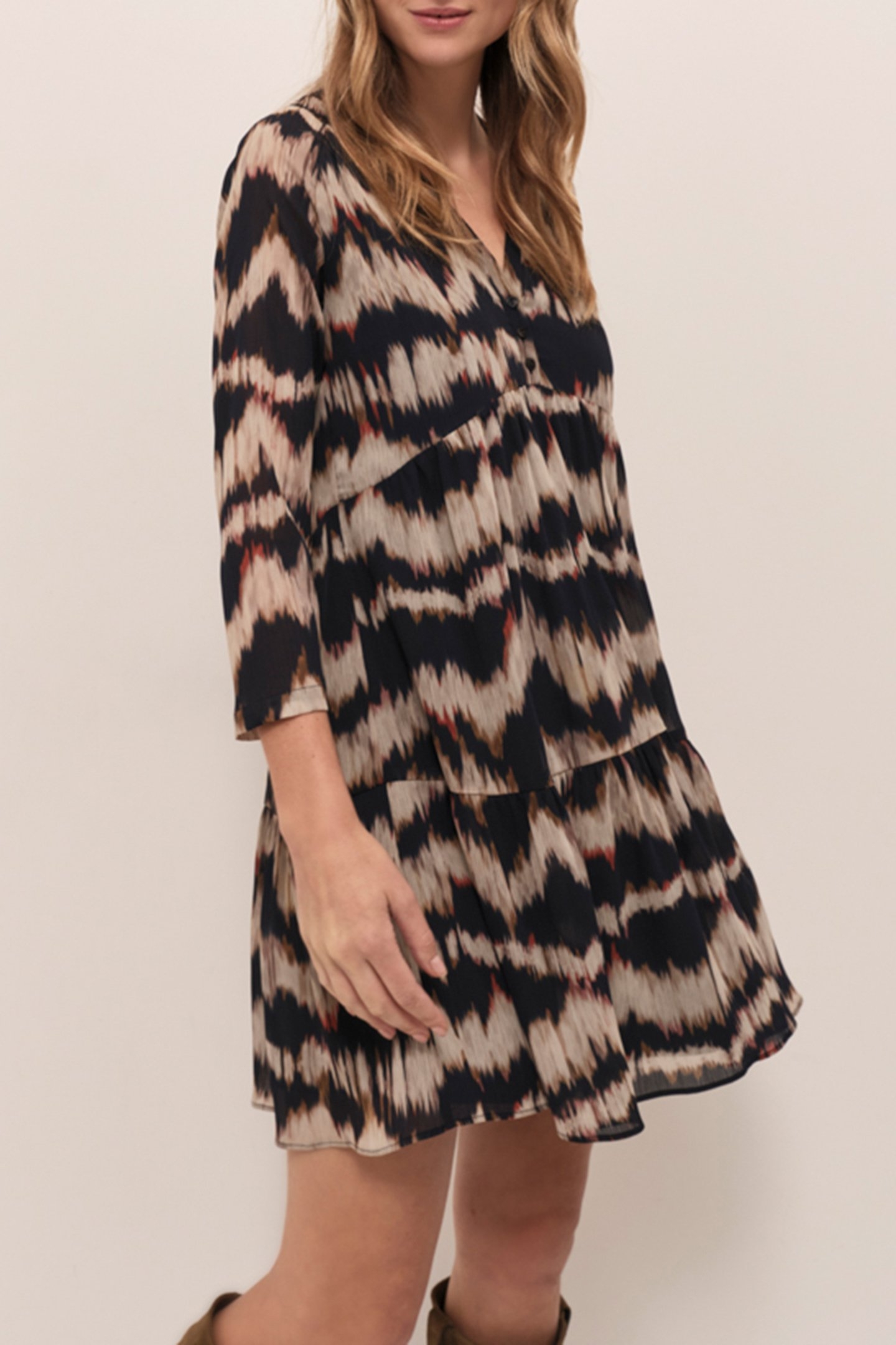 RISOTA - CHOCOLATE DRESS WITH ARTY STRIPES 3