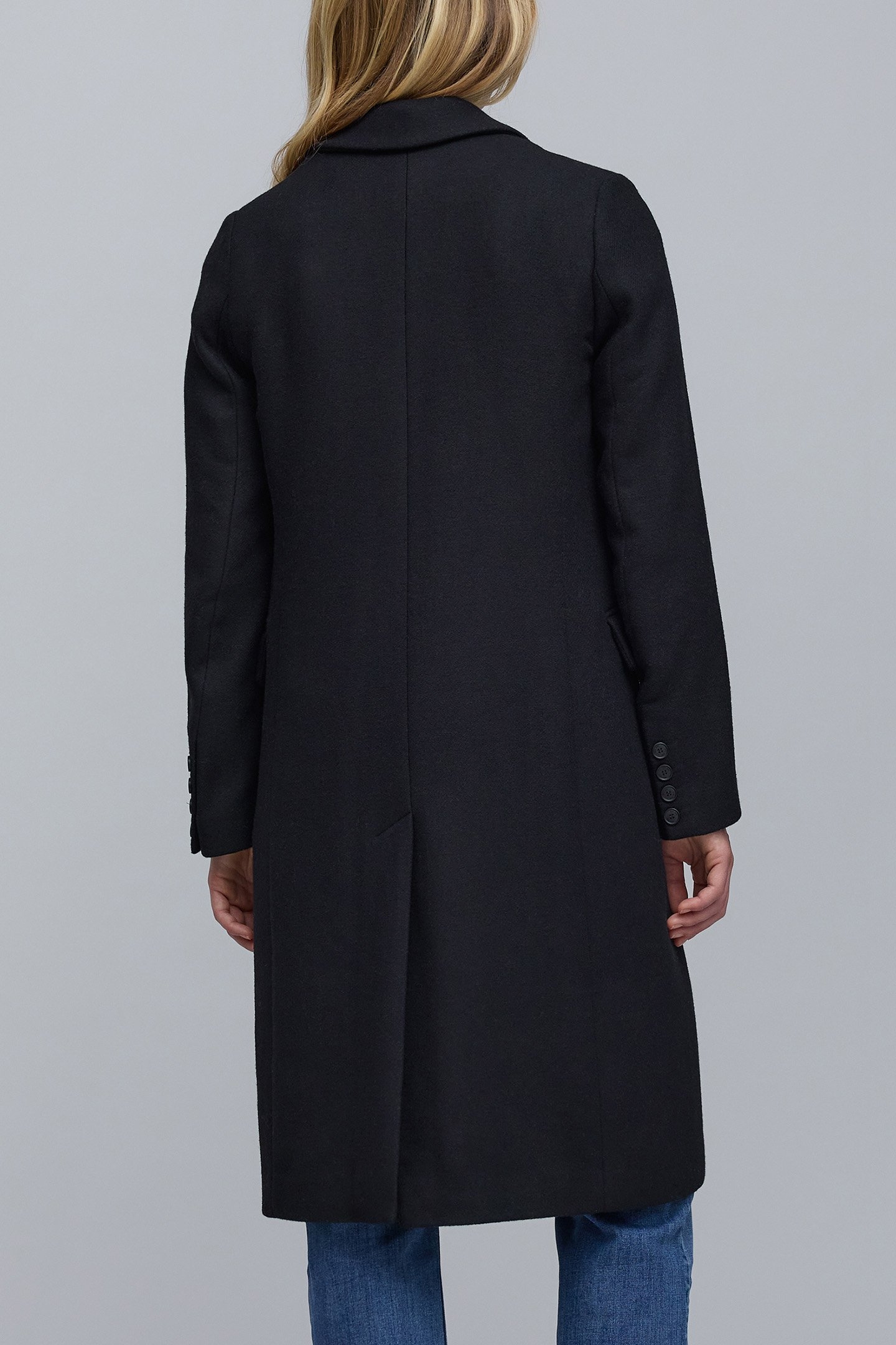 BLACK CHAIN NECK COAT 2