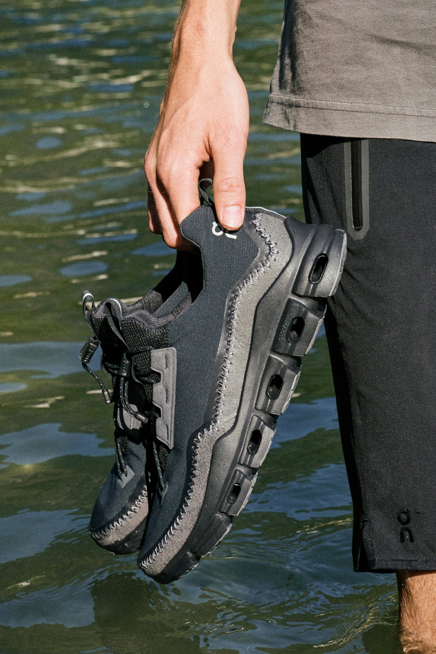 CLOUDAWAY 1 BLACK ROCK 2