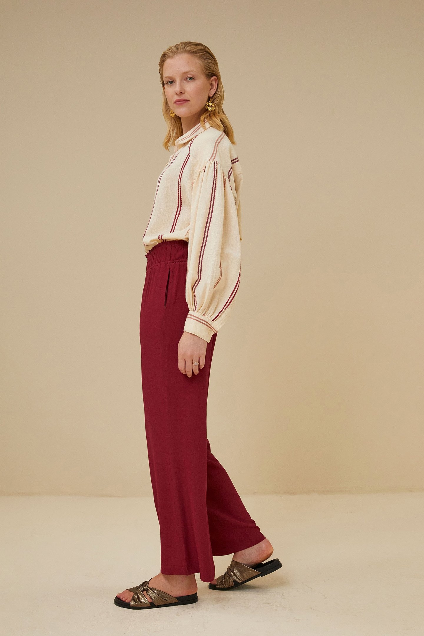 SARAH SHORT ATHIA BLOUSE GRENACHE 4