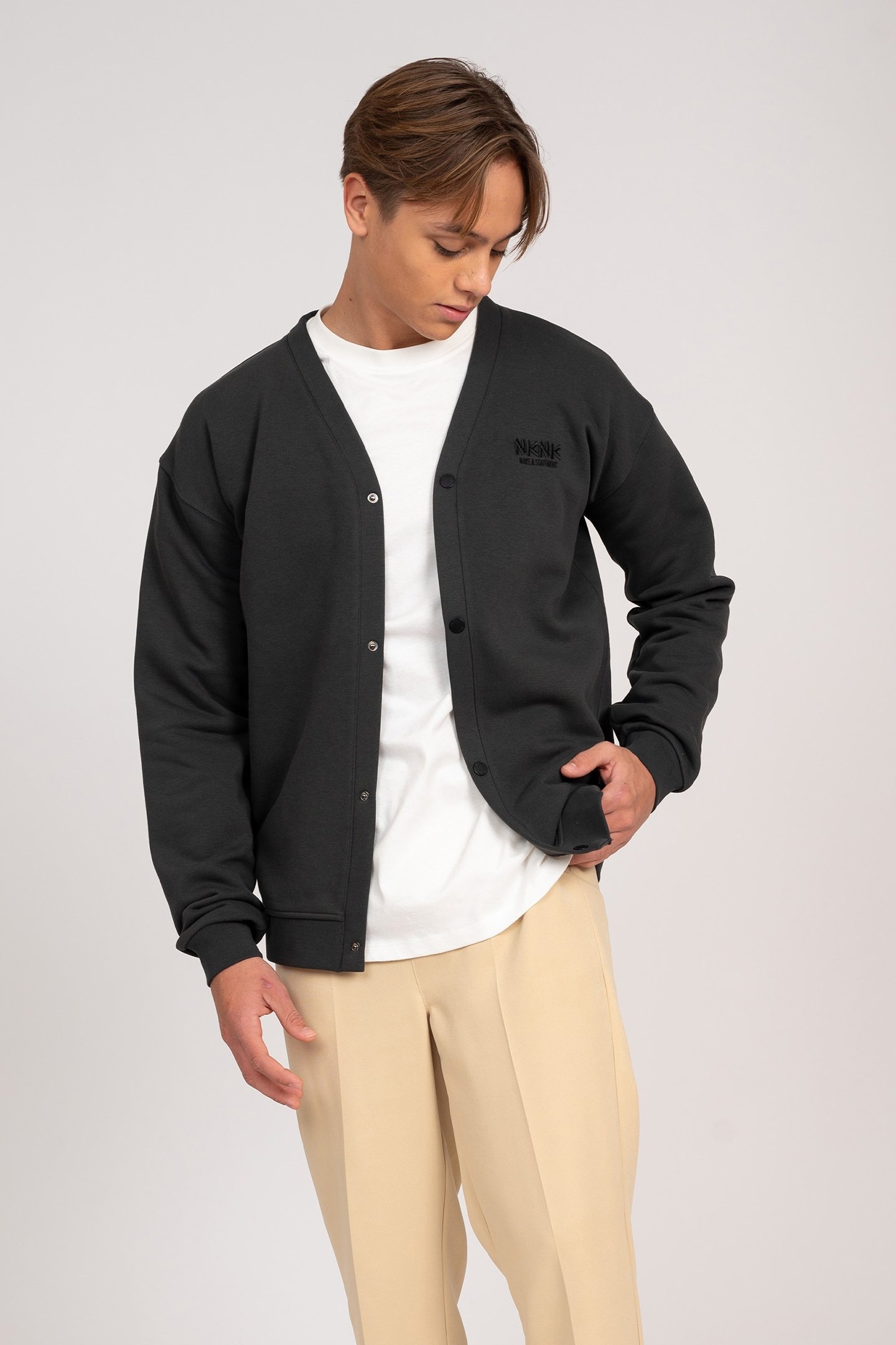 STATEMENT SWEAT CARDIGAN PIRATE BLACK 1