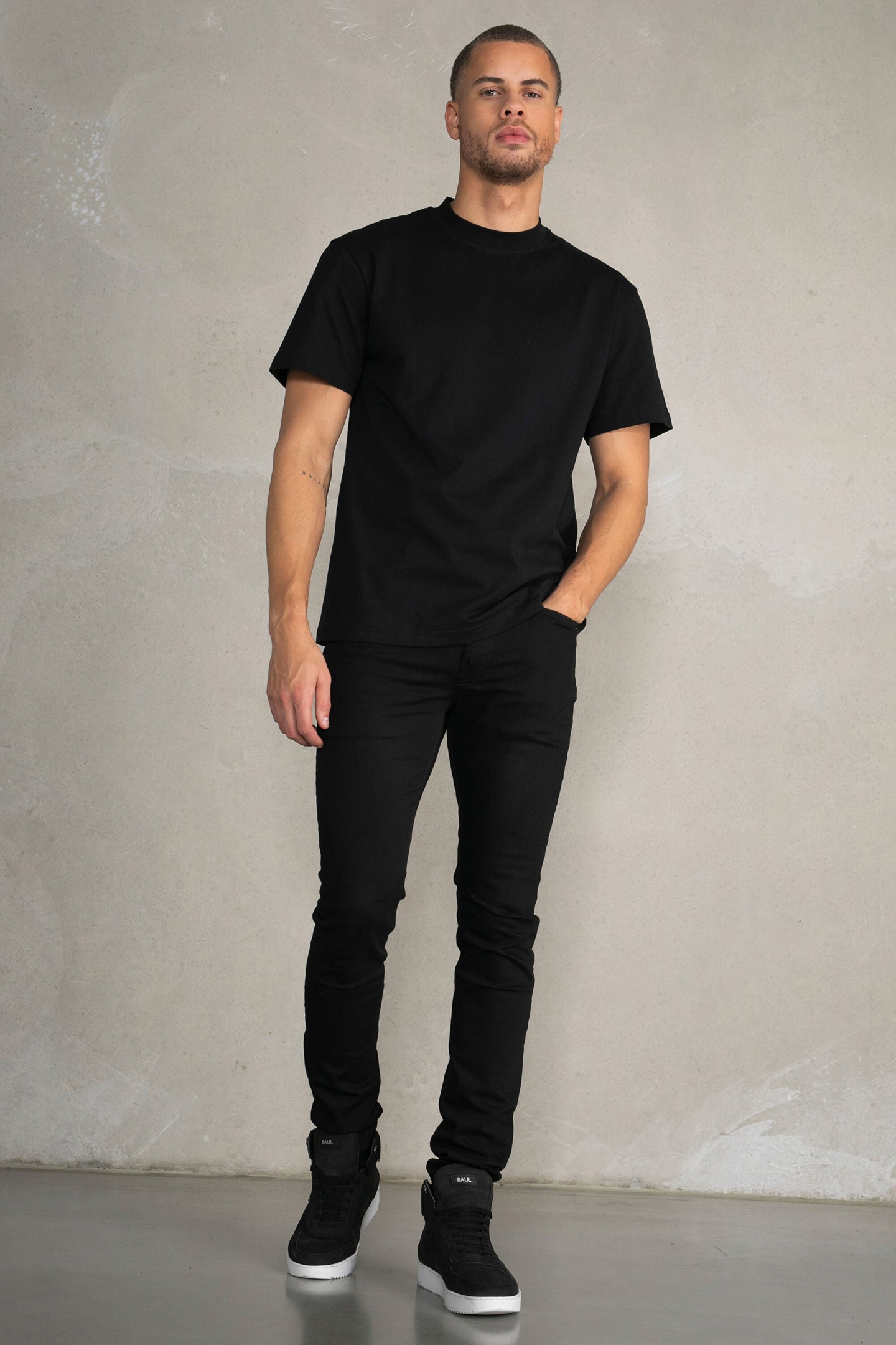 BLANKS BOX T-SHIRT JET BLACK 3