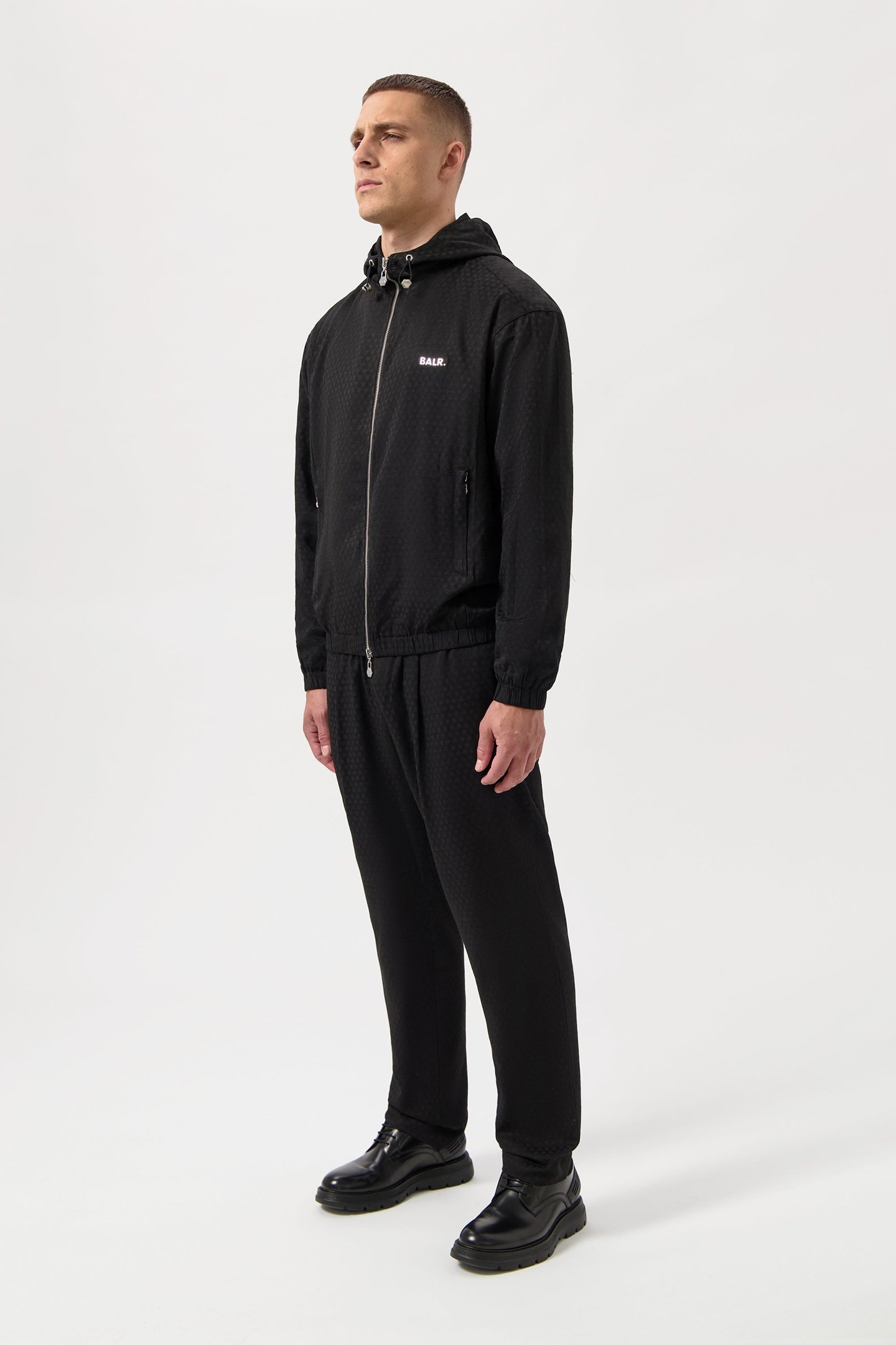 XI HOODED JACKET JET BLACK 6