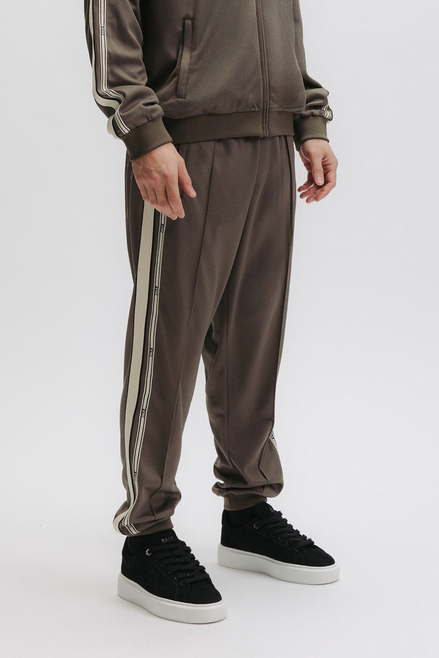 TAPE TRACK SWEATPANTS TARMAC GREY 5