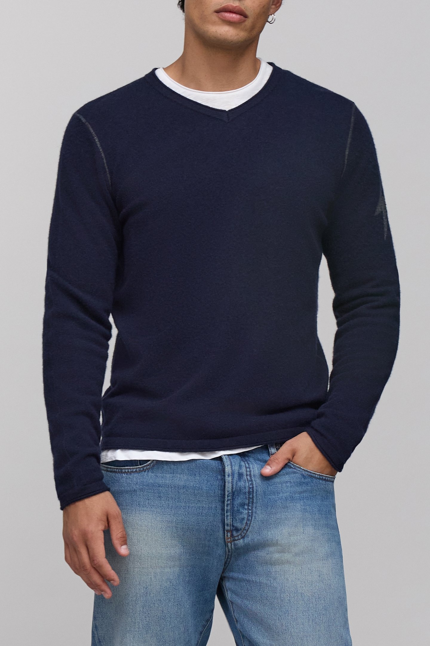 NAVY PURE CASHMERE V_NECK SWEATER 1
