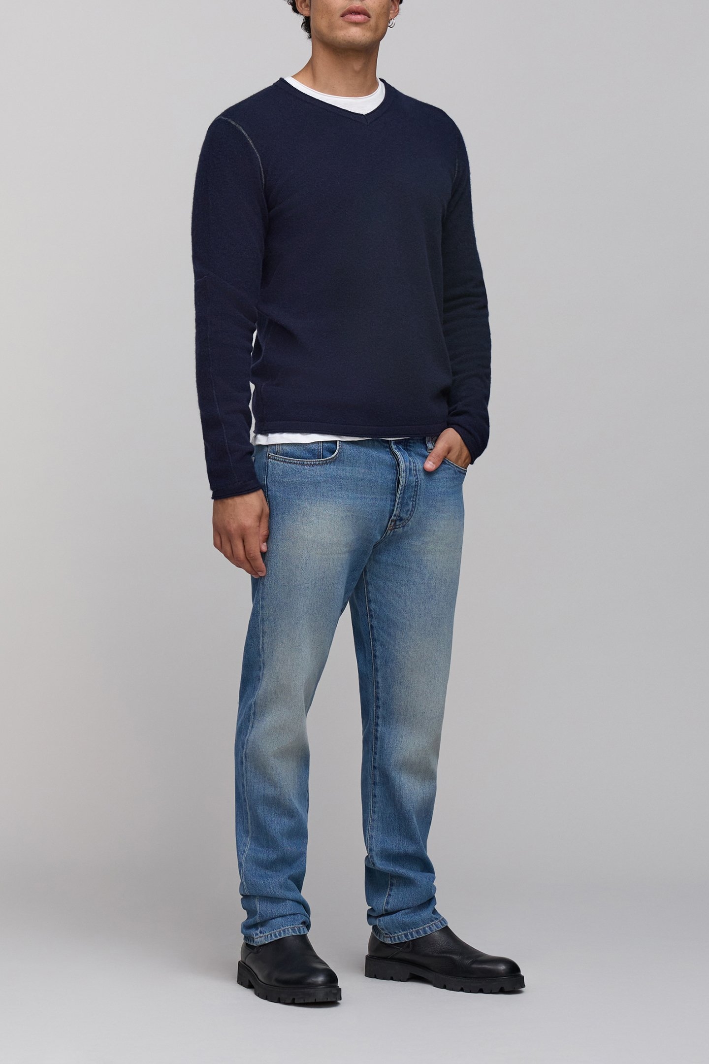 NAVY PURE CASHMERE V_NECK SWEATER 3