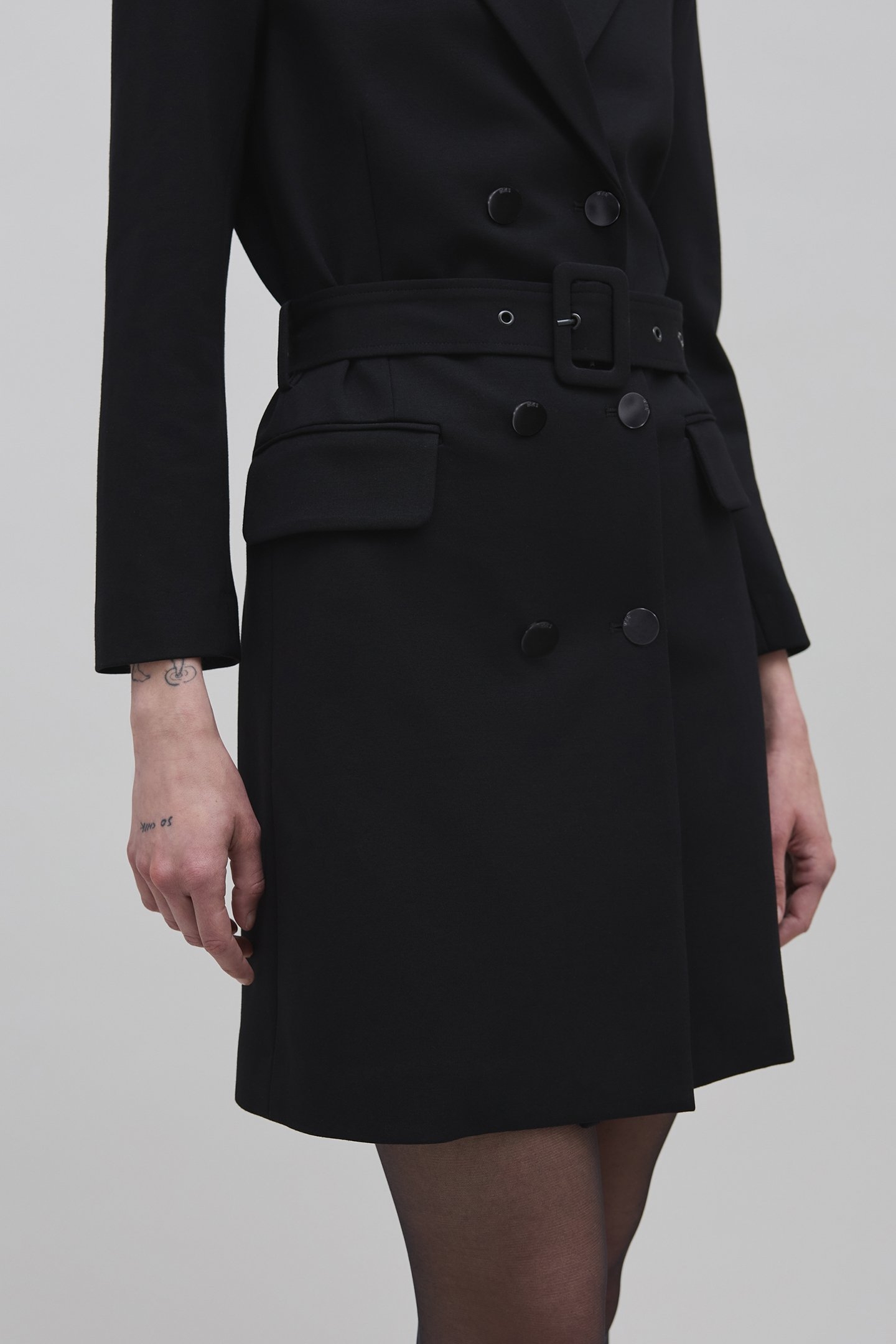 BELTED BLACK TRENCH DRESS MILANO MESH 4