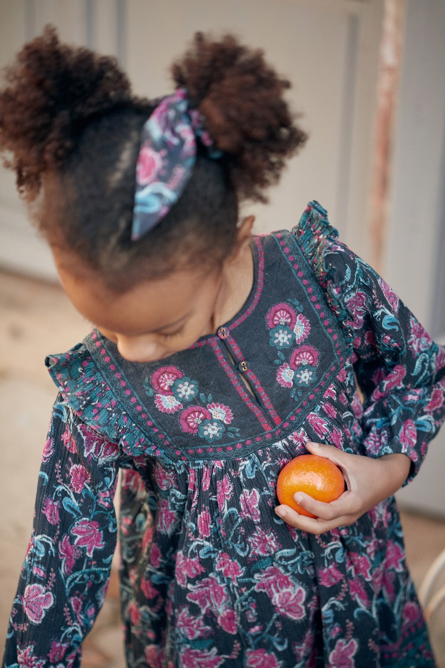 DRESS ZIRA CHARCOAL WILDFLOWERS 2