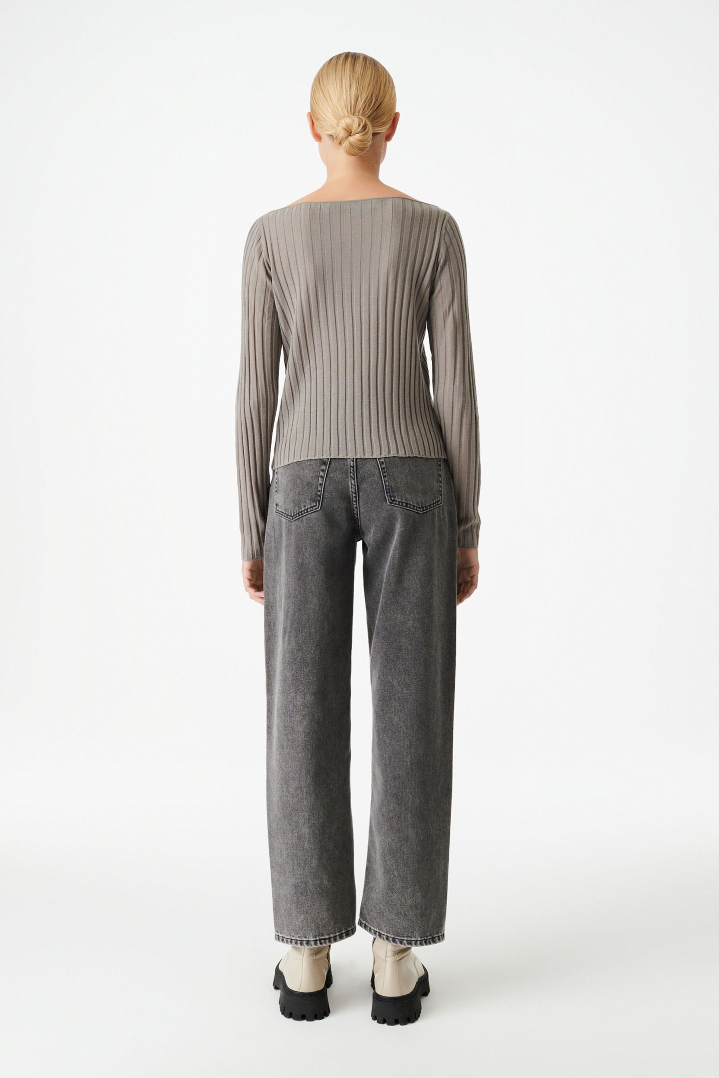 LEOTIE PULLOVER MASTIC 3