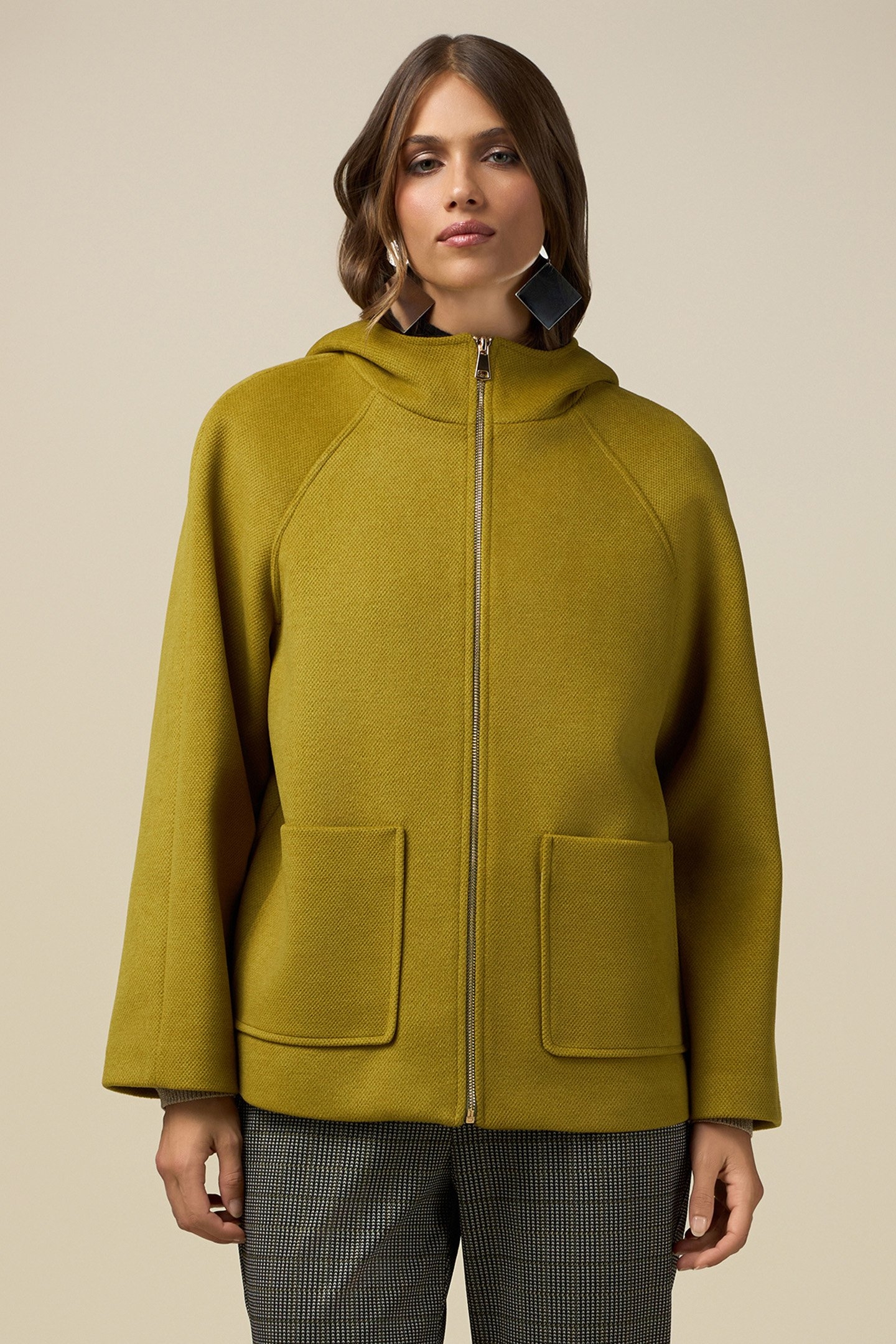 SHORT COAT WITH HOOD GREEN 1