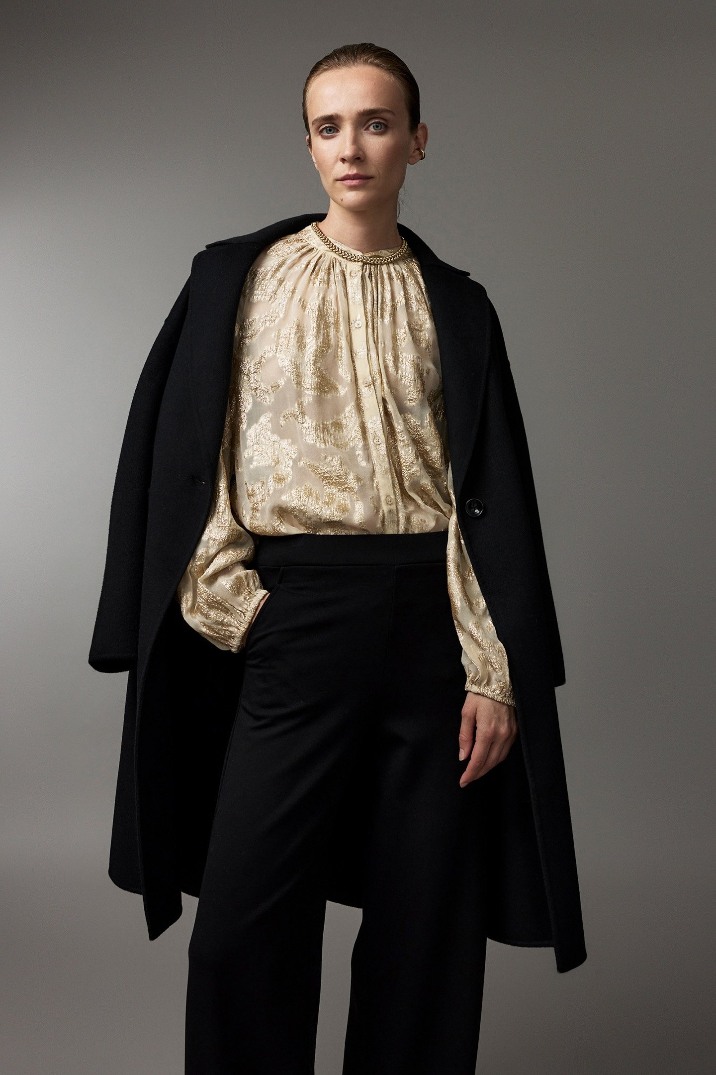 LOES BLOUSE OATMEAL 6