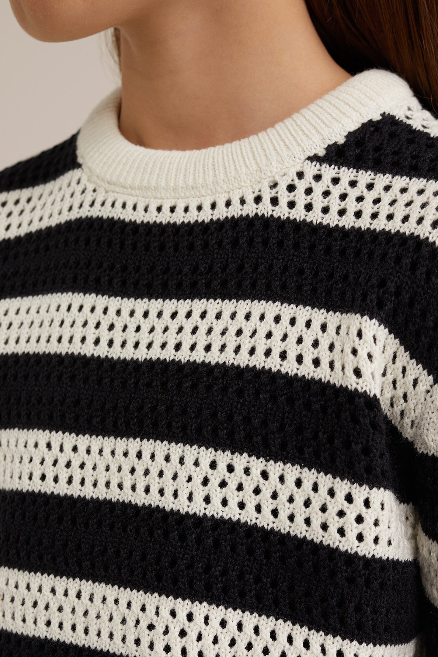 KNITTED PULLOVER BLACK 6