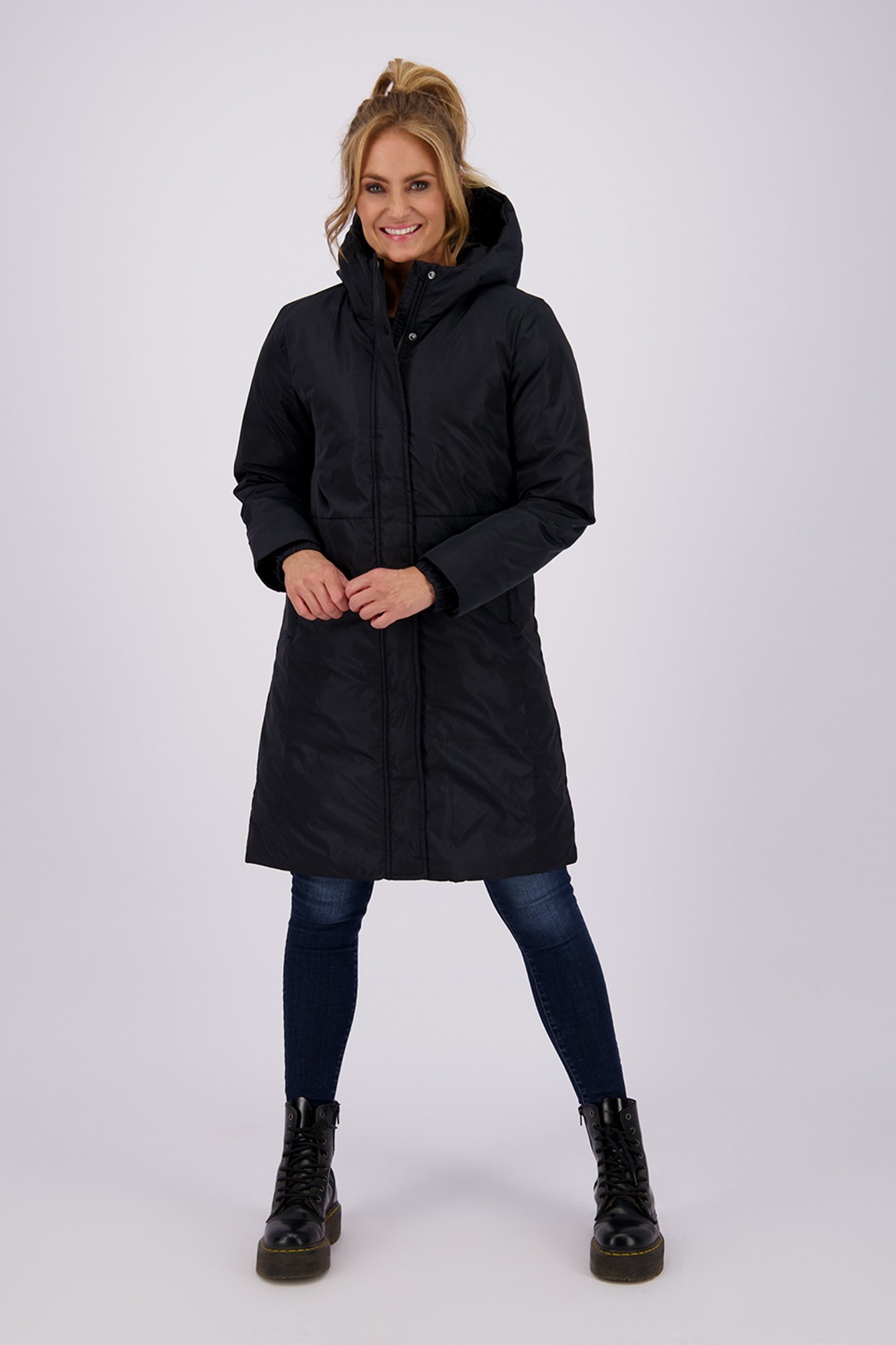 FIEN JACKETS DEEP BLACK 1