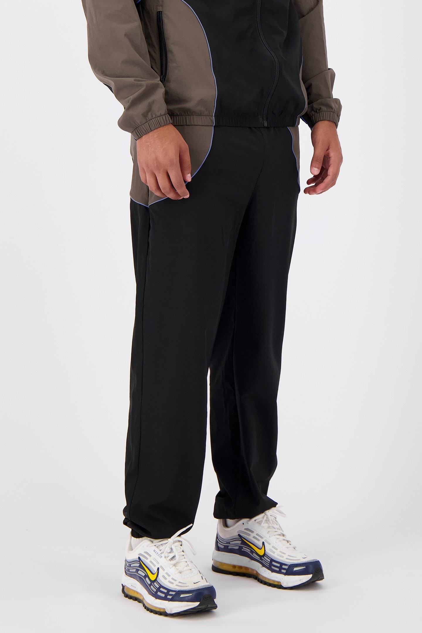 RFLCT TRACKPANTS BLACK 6