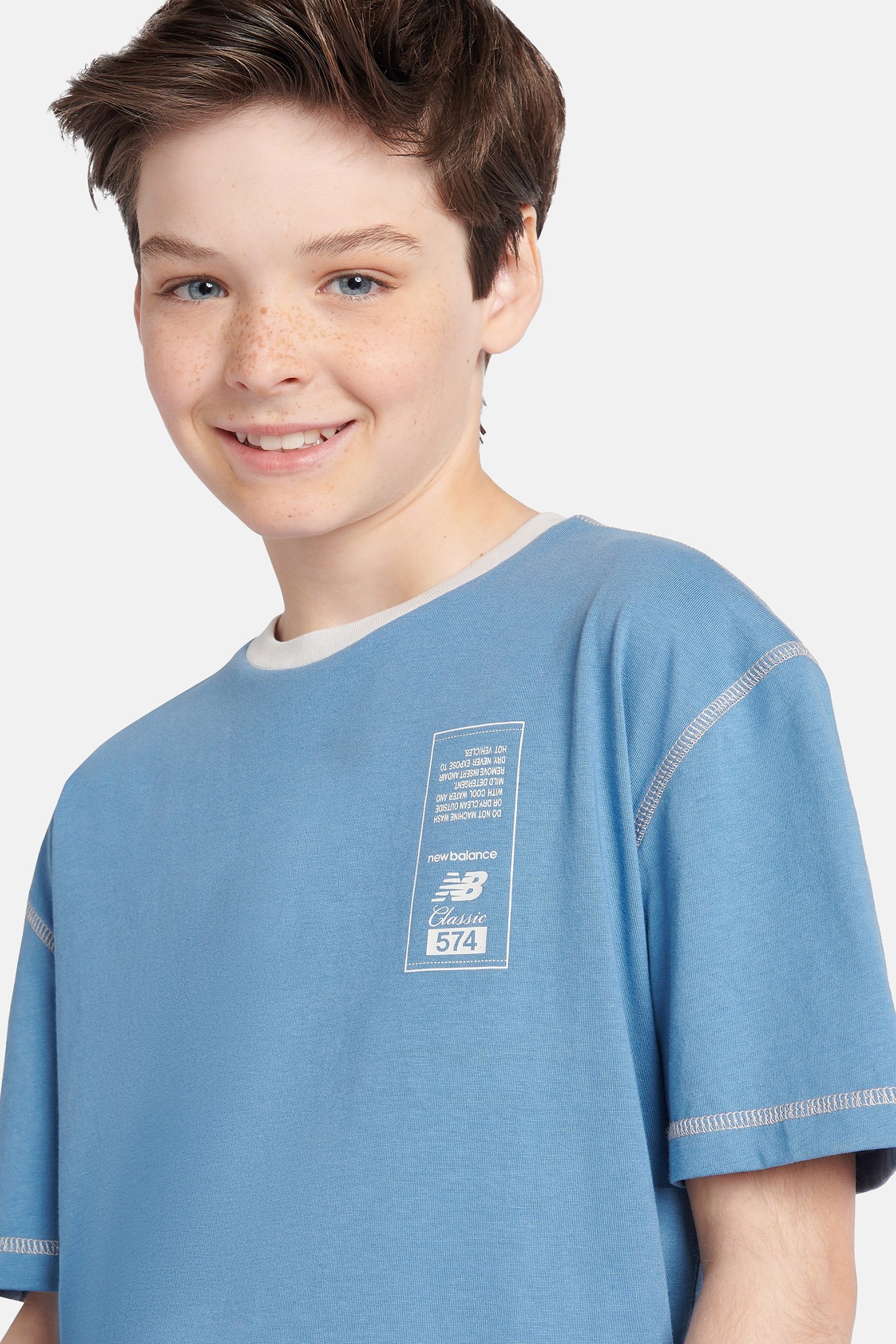 BOYS 574 DIAGRAM TEE HERONBLU 7