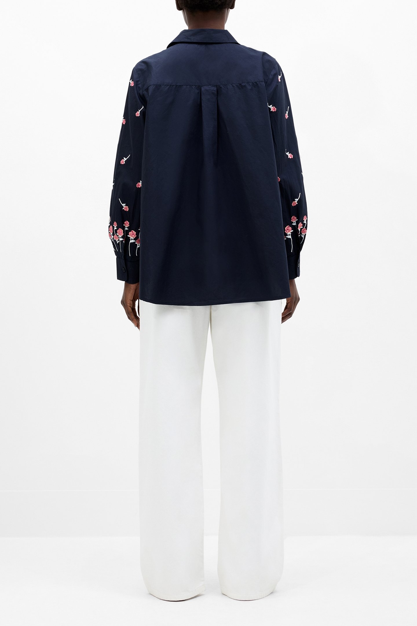 EMB DETAIL SHIRT DK NAVY/CAYENNE 2