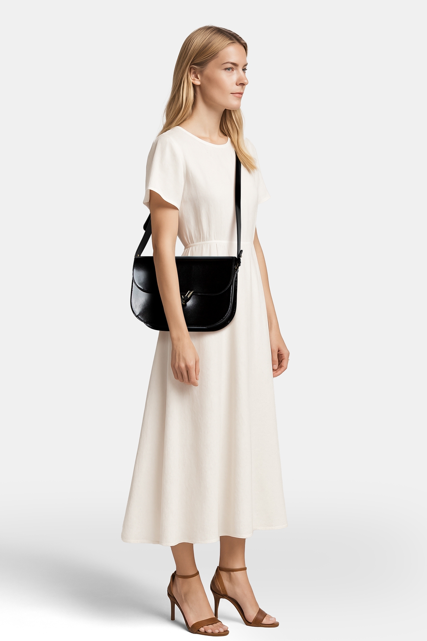 CROSS BODY BAG IN GRAINED LEATHER 1