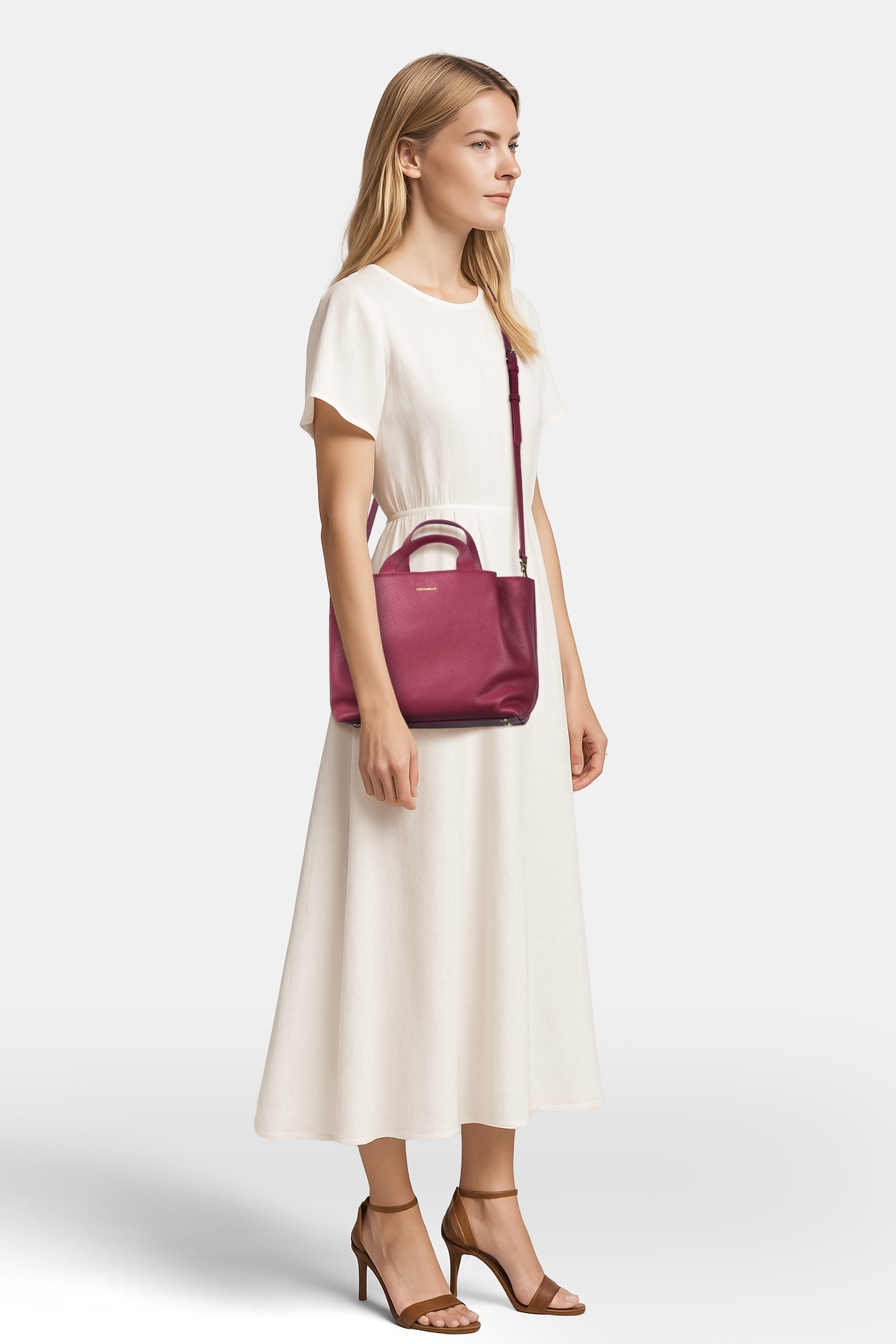 TOTE BAG IN GRAINED LEATHER 2