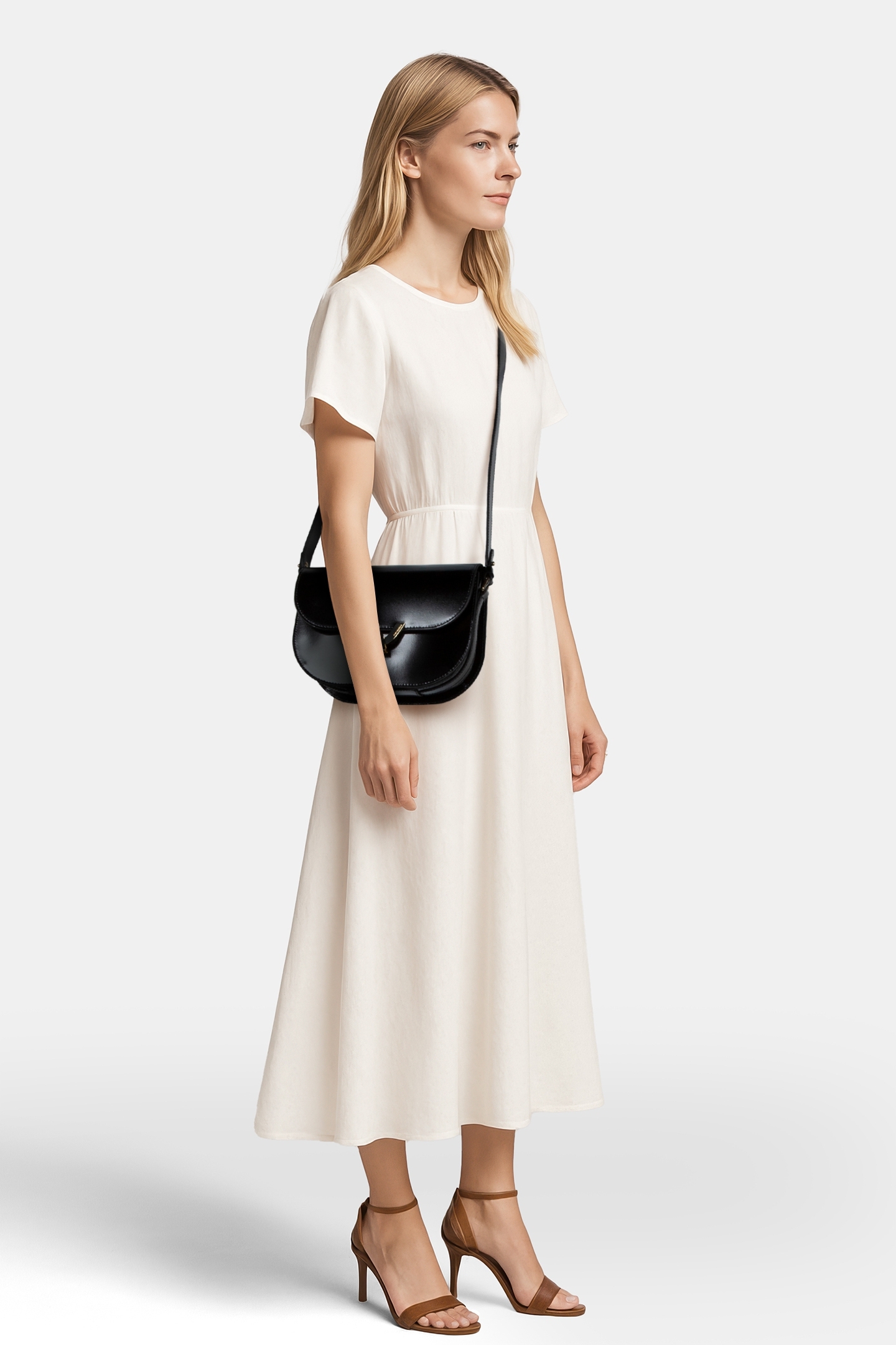 CROSS BODY BAG IN GRAINED LEATHER 1