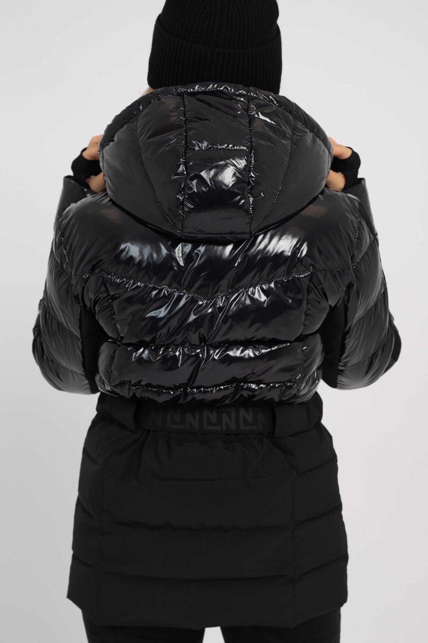 OLSEN SKI JACKET BLACK 4