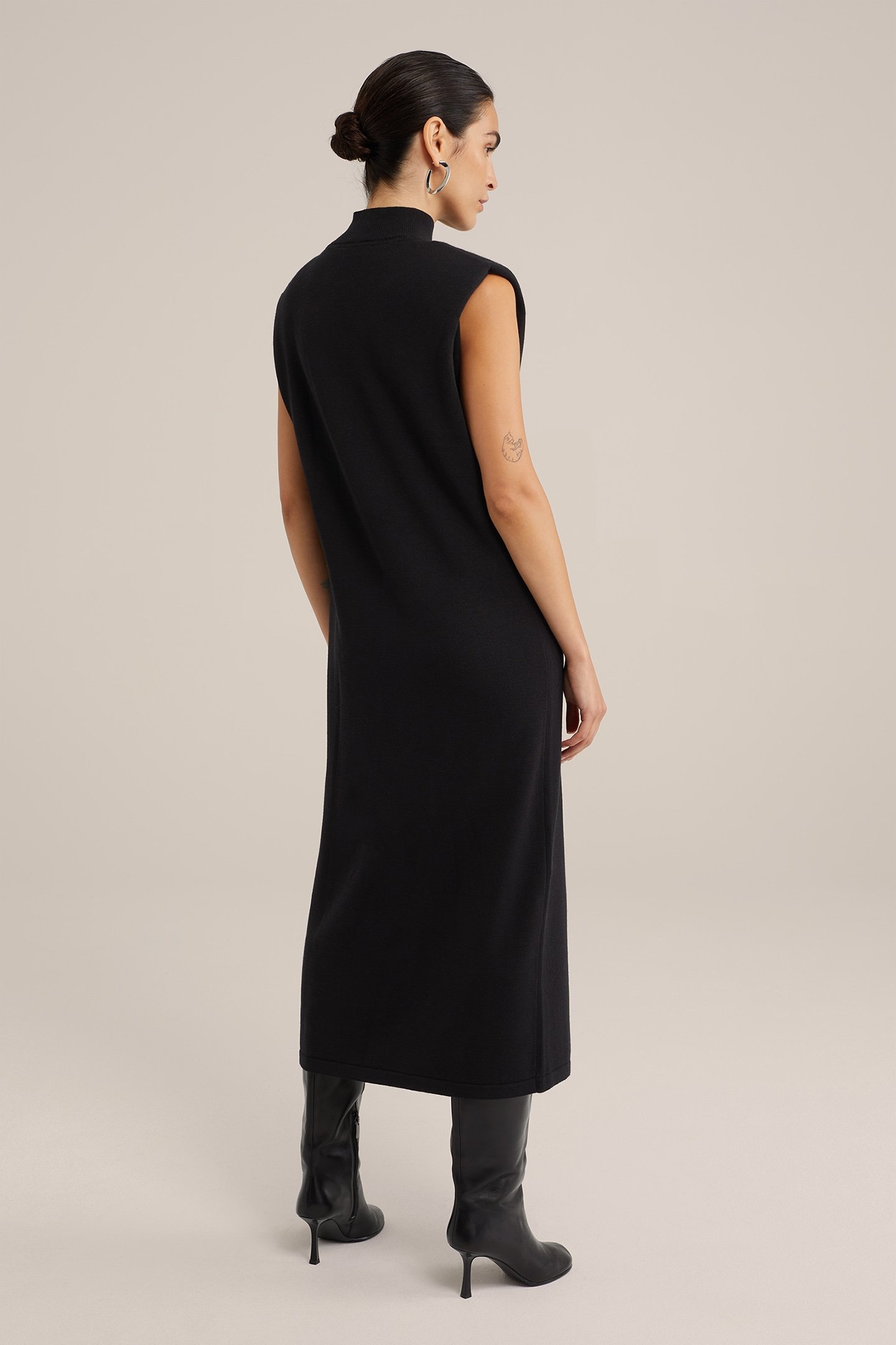 MAXI-JURK BLACK 2